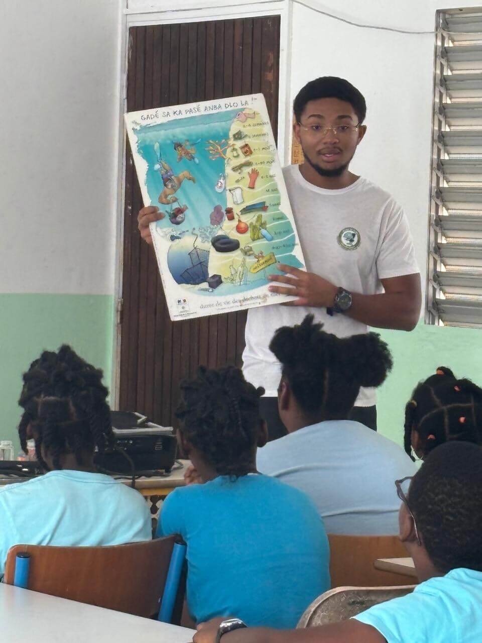 Des ateliers scientifiques pour les petits Pointois, avec l’Ecole de la mer 